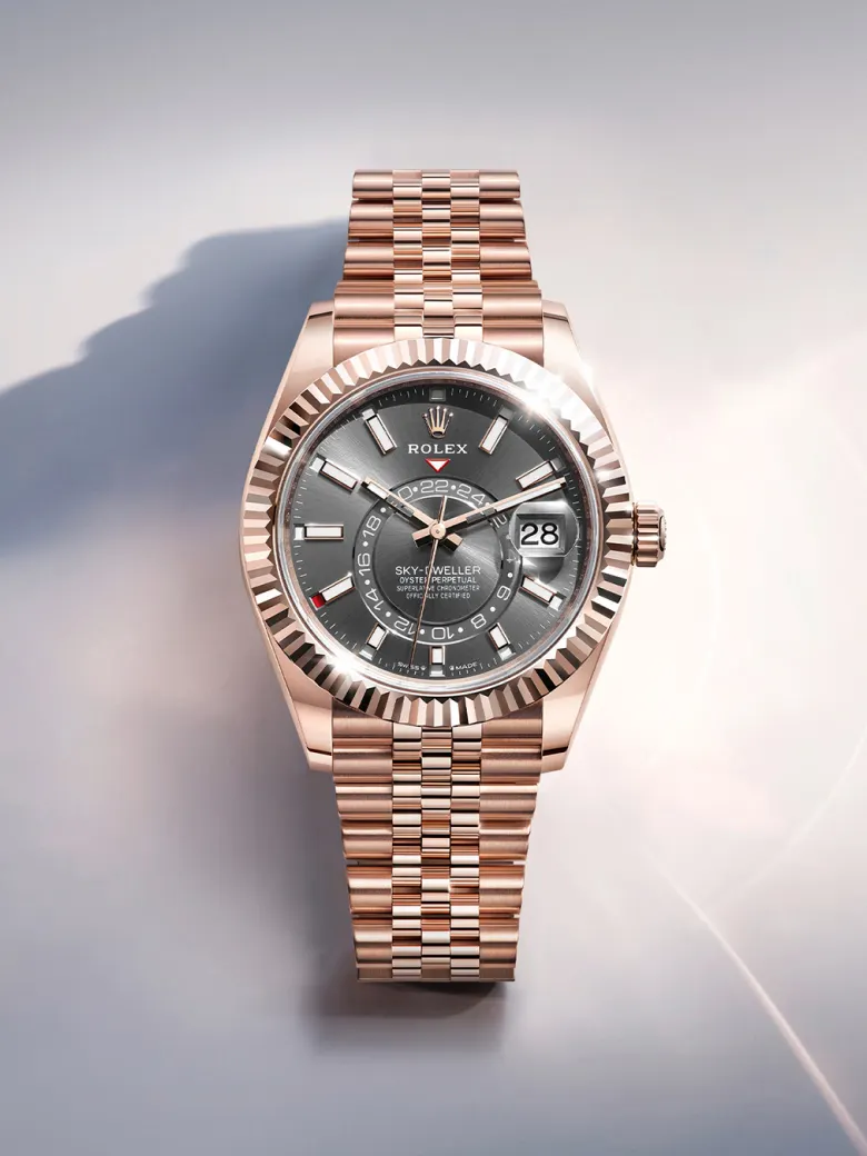 Rolex Sky-Dweller presso Pace Gioielli  a Brindisi